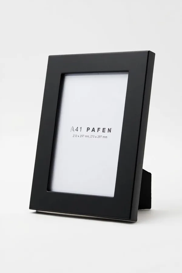 Black_Picture_Frame_5_X_7_Inches(_21_X_29_7_Cm)_Table_Stand_And_Wall_Mount