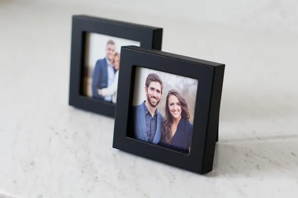 Black_Picture_Frame_Set_Of_2_With_Customizable_Print_Acrylic_4X4_Inches_Table_Top_Display_Stand