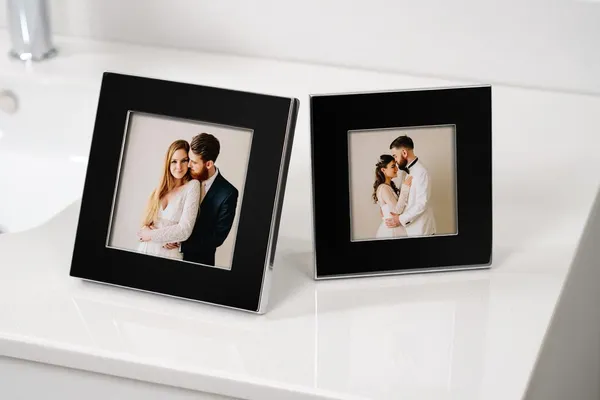 Black_Picture_Frame_Set_Of_2_With_Customizable_Print_Acrylic_4X4_Inches_Table_Top_Display_Stand