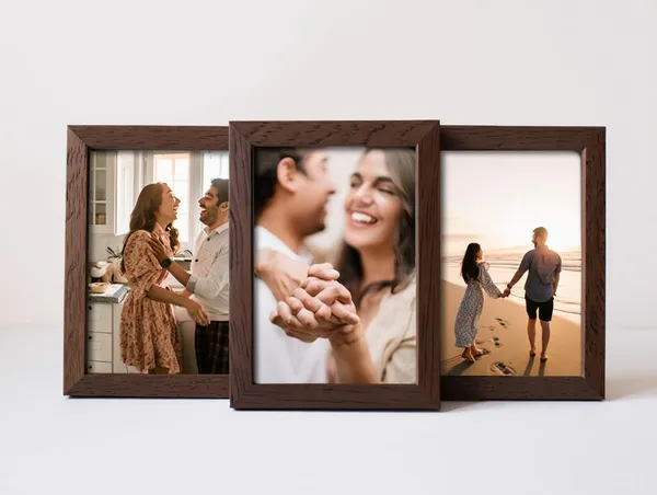 Brown_Customized_Picture_Frame_Set_Of_3_Wooden_Photo_Frames_6_X_8_Inches