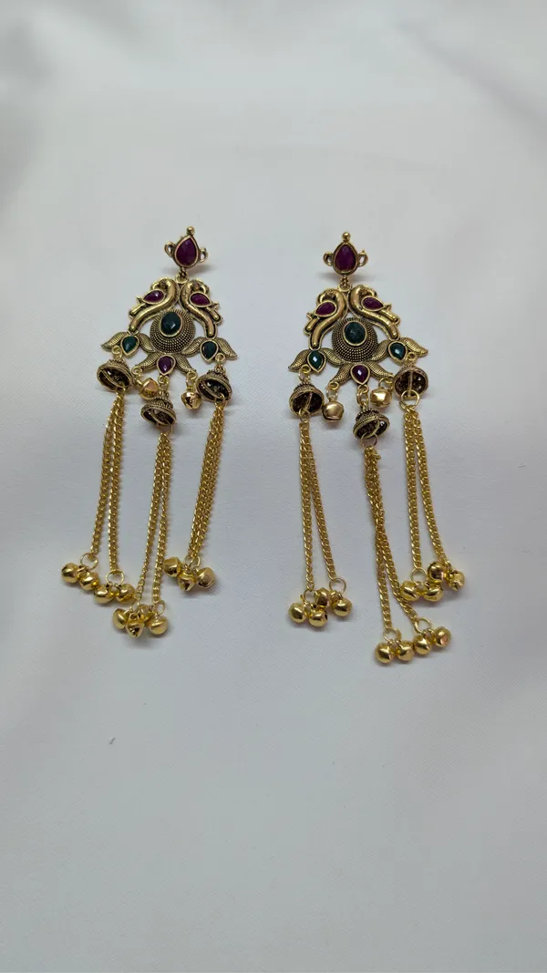 Gold_Plated_Kundan_Chandbali_Earrings_With_Chain_Tassels