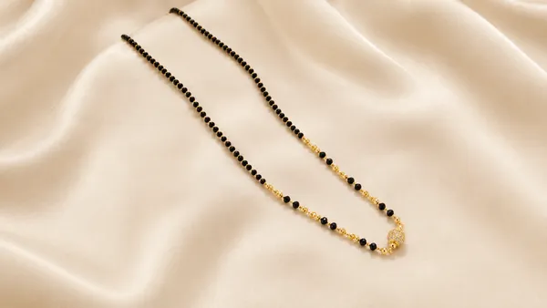 Black_And_Gold_Beaded_Mangalsutra_Necklace