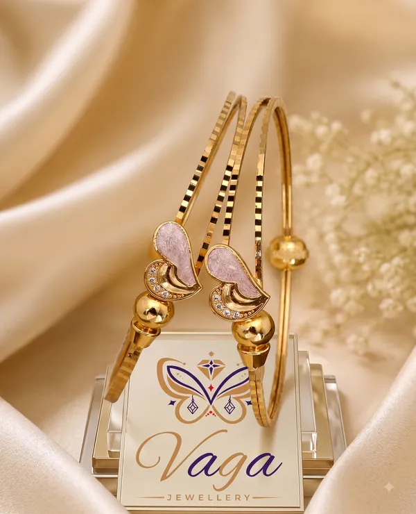 Chic_High_Gold_Plated_Bangles_with_Pink_Enamel_with_Embedded_AD_Heart_Motif