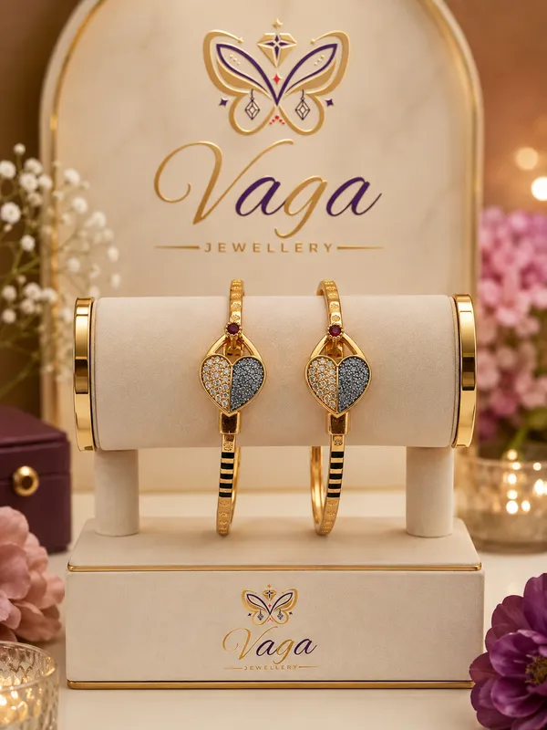 Dual-Tone_heart_focal_high_gold_plated_motif_with_Embedded_AD_Bangles_/_Openable_Kadas_with_Ruby_Accent_(Set_of_2)