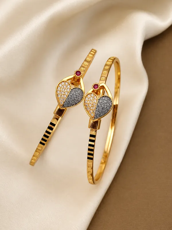 Dual-Tone_heart_focal_high_gold_plated_motif_with_Embedded_AD_Bangles_/_Openable_Kadas_with_Ruby_Accent_(Set_of_2)