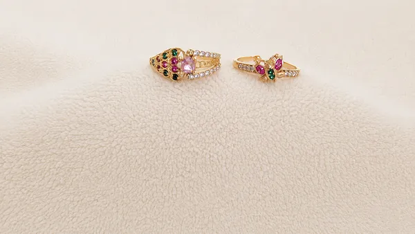 Rose_Gold_Crystal_Embellished_Ring_Set_For_Women