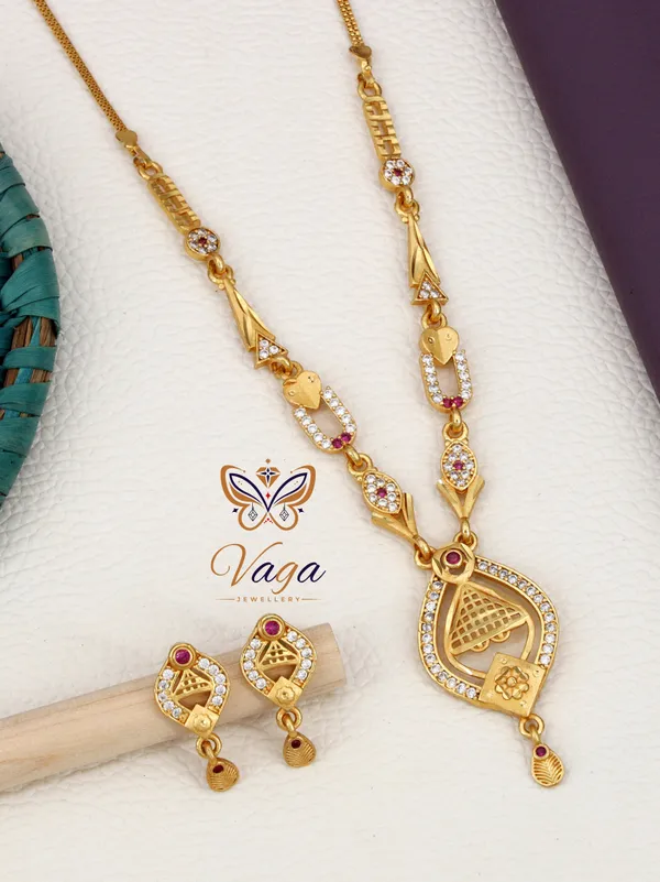 Micro_High_Gold_Plated_&_Diamond_Studded_Embellished_18_inch_Forming_Necklace_Set_with_Matching_Earrings_For_Woman
