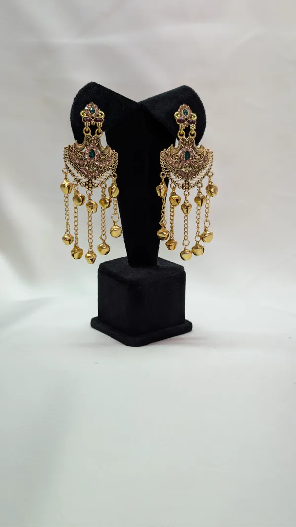 Golden_Antique_Finish_Chandbali_Earrings_With_Hanging_Bells_For_Women