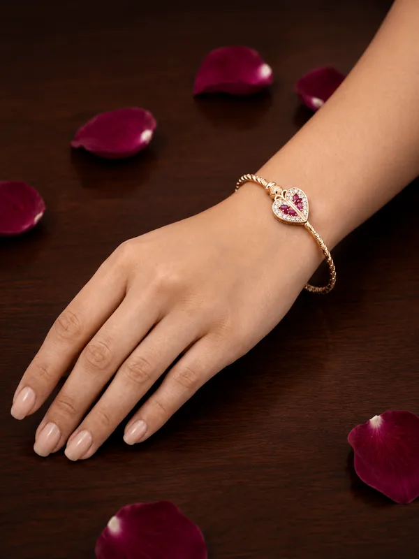 Rose_Gold_Floral_Cluster_With_Pink_Stones_Bracelet