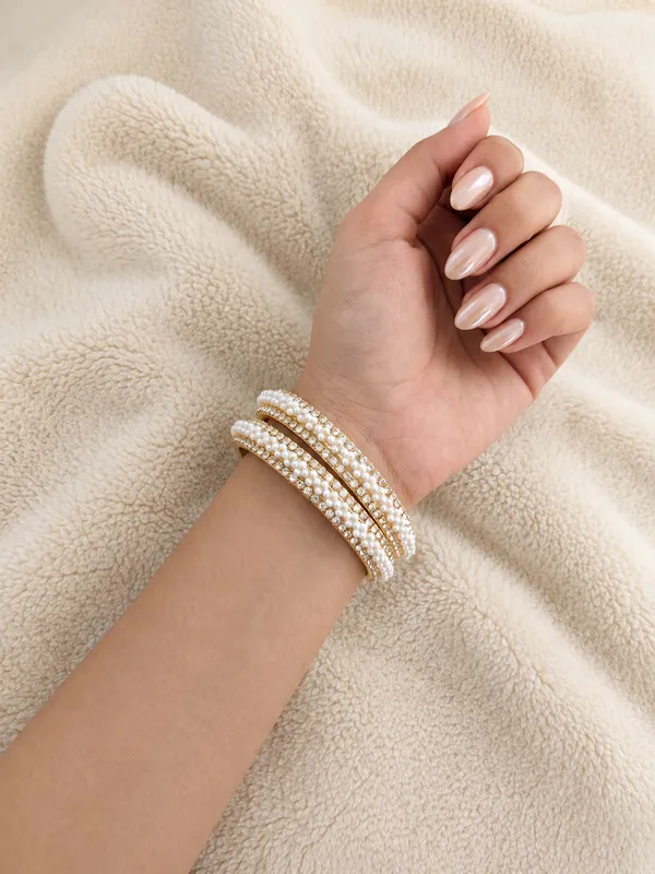 Gold_Plated_Pearl_Embellished_Bangle_Set