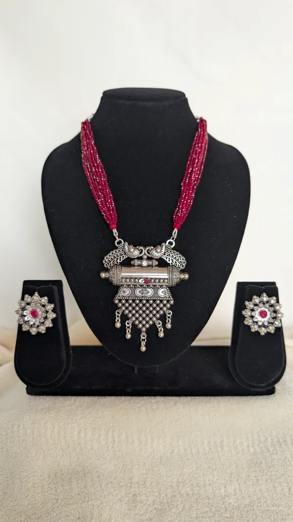 Silver_Oxidised_Peacock_Design_Necklace_Set_With_Ruby_Beads
