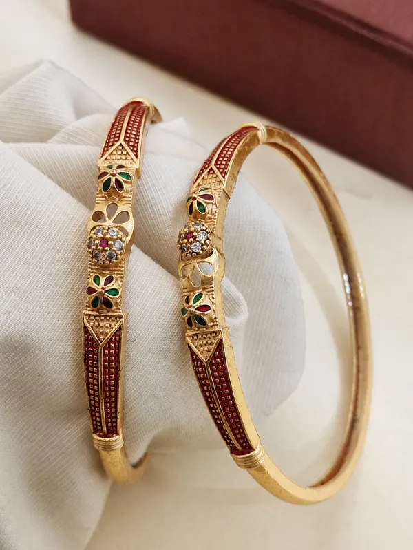 Gold_Plated_Floral_Meenakari_Bangle_Set_For_Women