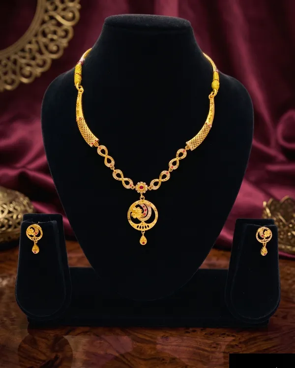 Golden_Peacock_Motif_Necklace_Set_With_Matching_Earrings