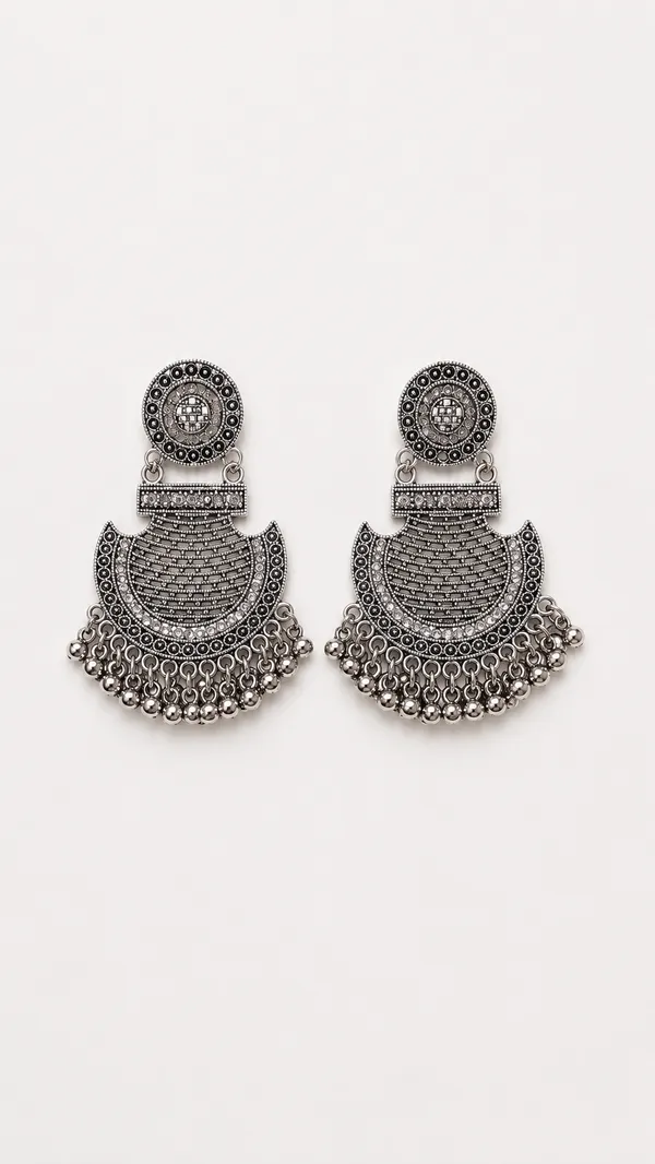 Silver_Oxidized_Chandbali_Earrings_With_Ghungroo_Details