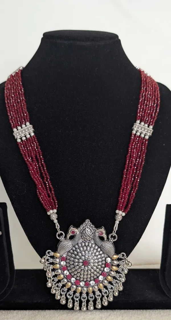 Oxidized_Silver_Red_Beaded_Necklace_Set_With_Matching_Earrings