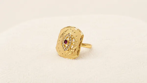 Gold_Textured_Floral_Ring_For_Women