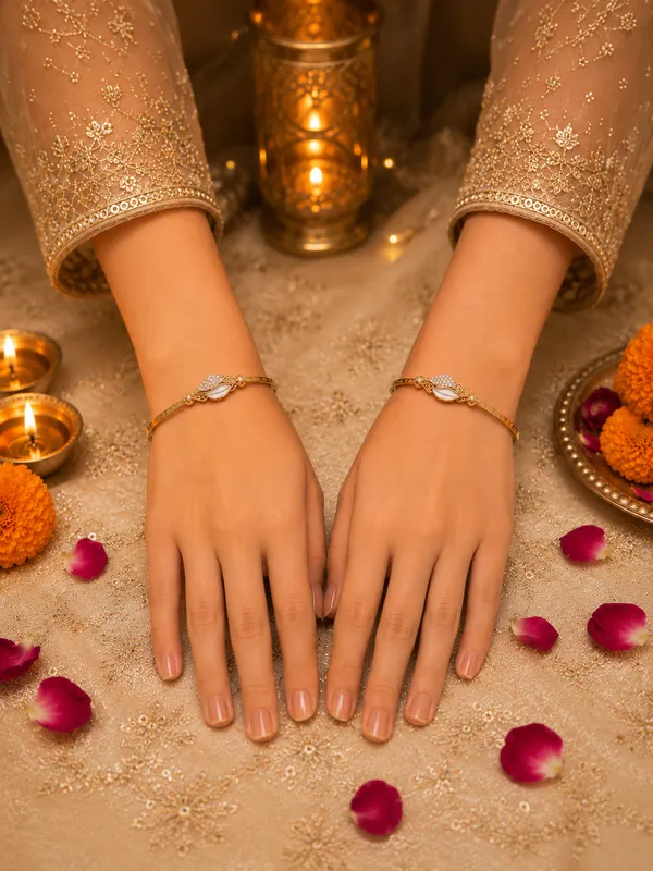 Gold_Tone_Leaf_Design_Bracelets_Set_For_Women