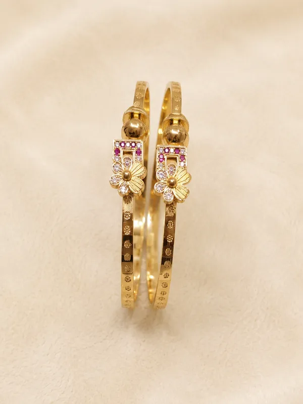 Rose_Gold_Floral_Stone_Embellished_Bangles_For_Women