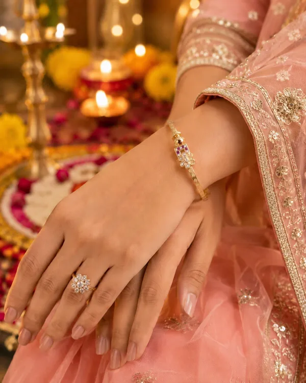 Rose_Gold_Floral_Stone_Embellished_Bangles_For_Women