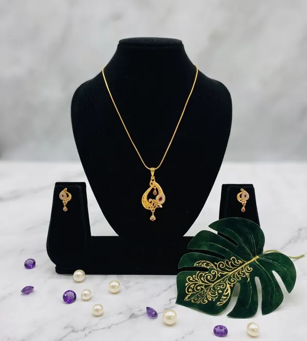 Gold_Plated_Peacock_Design_Pendant_Set_With_Matching_Earrings