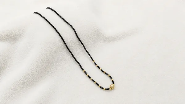 Black_And_Gold_Beaded_Mangalsutra_Necklace