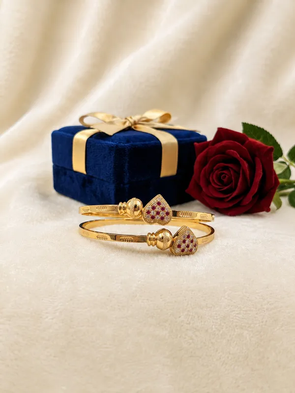 Gold_Plated_Bracelets_Set_For_Women
