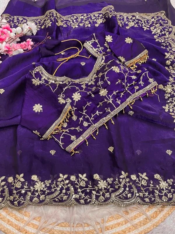Purple_Embroidered_Georgette_Saree_With_Blouse