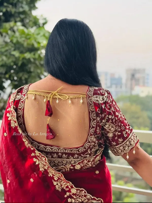 Maroon_Embroidered_Saree_With_Golden_Embellished_Blouse