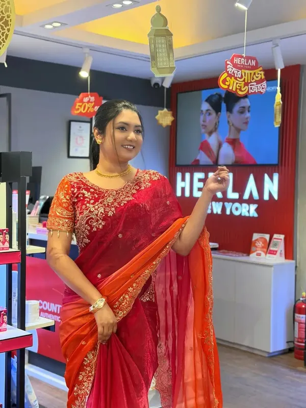 Red_And_Orange_Ombre_Embroidered_Saree_With_Blouse