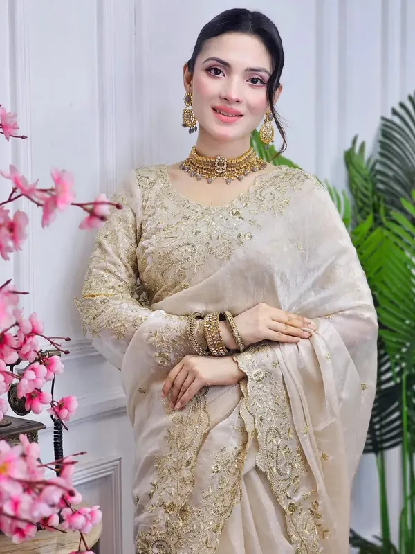 Elegant_Offwhite_Embroidered_Saree_With_Golden_Zari_Work