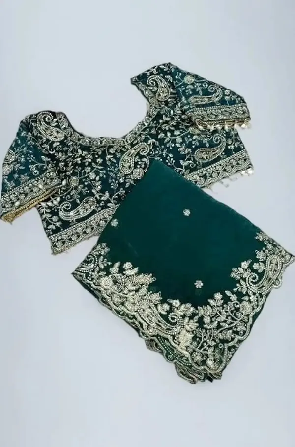 Emerald_Green_Embroidered_Saree_With_Heavy_Blouse