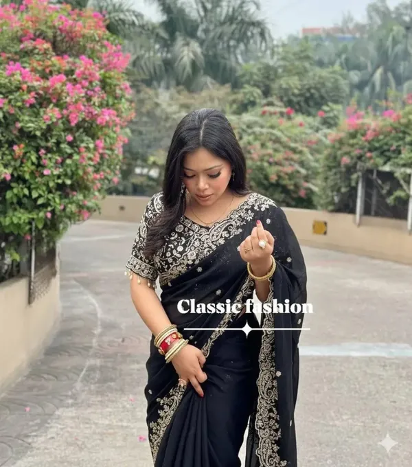 Black_Embroidered_Saree_With_Golden_Border_And_Blouse