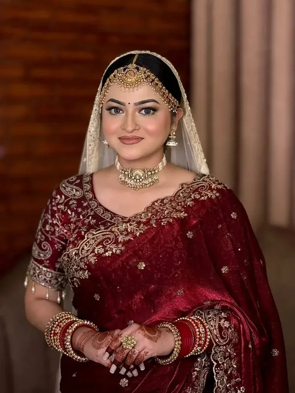 Maroon_Embroidered_Saree_With_Golden_Embellished_Blouse