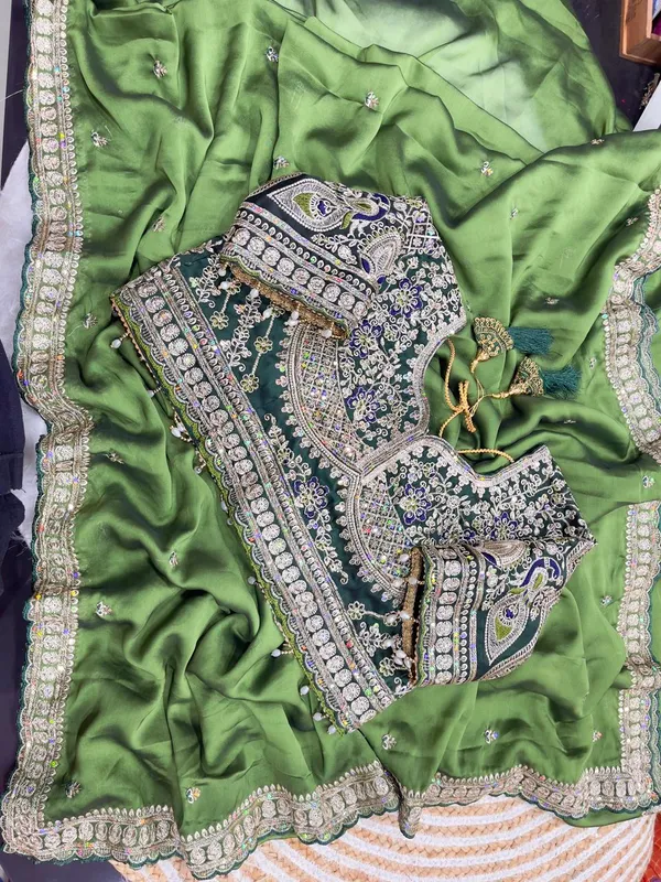 Green_Embroidered_Saree_With_Designer_Blouse