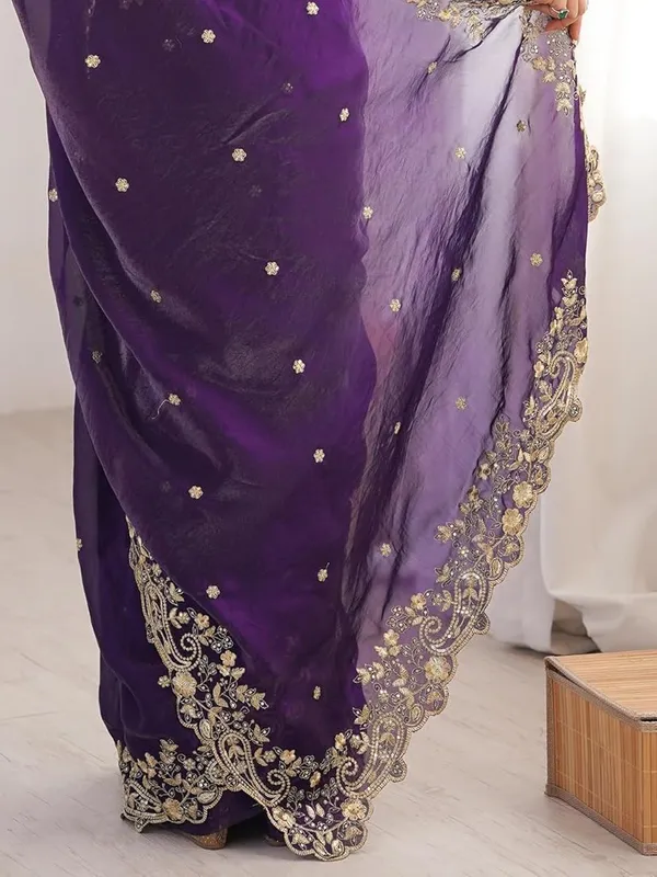 Puprle_Embroidered_Blouse_With_Offwhite_Dupatta