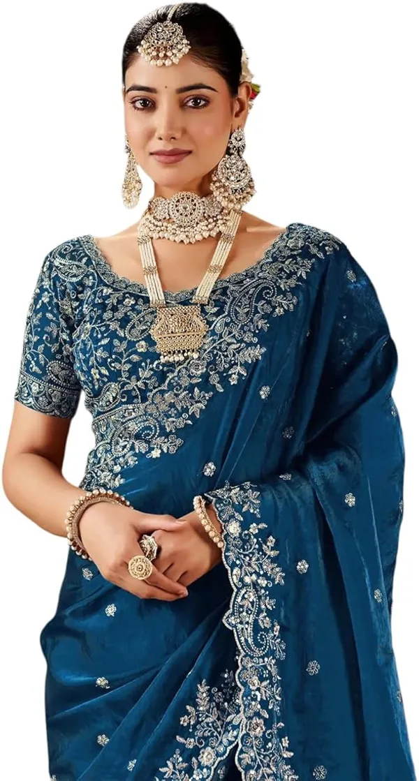 Elegant_Blue_Embroidered_Saree_With_Blouse_Piece