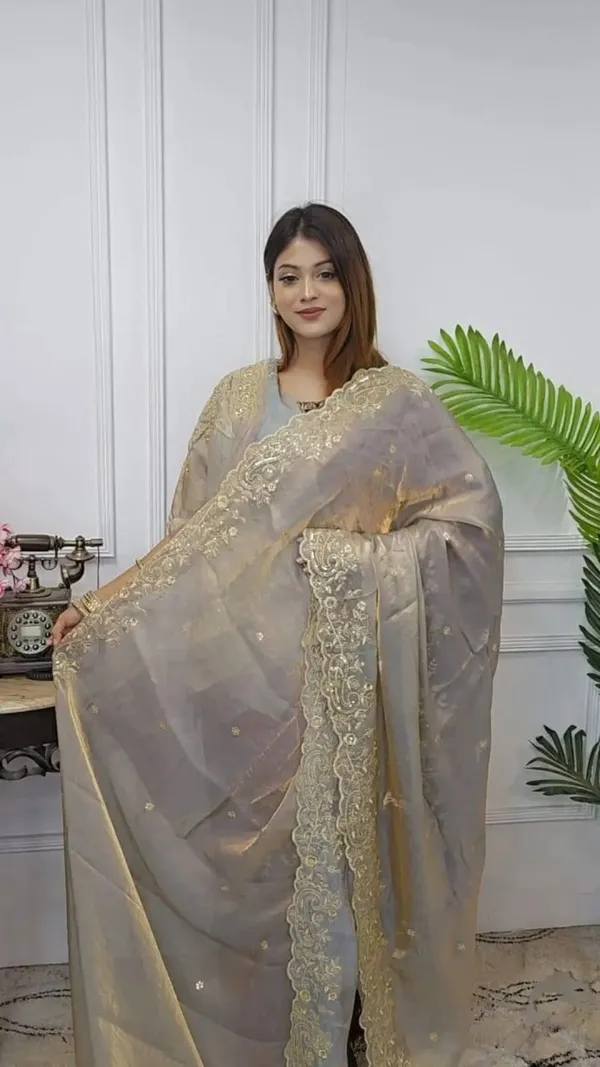 Elegant_Offwhite_Embroidered_Saree_With_Golden_Zari_Work