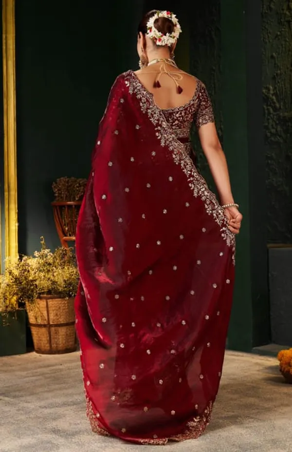 Maroon_Bridal_Lehenga_Choli_With_Heavy_Gold_Embroidery_Work