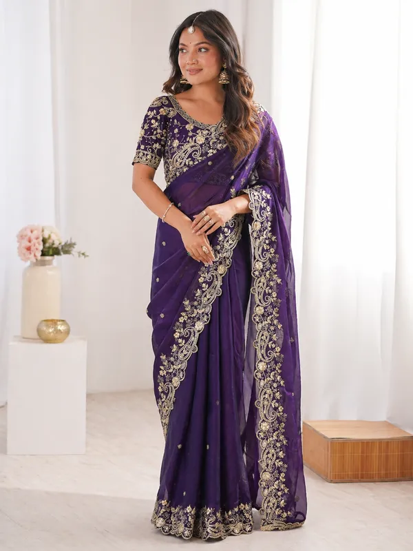 Puprle_Embroidered_Blouse_With_Offwhite_Dupatta