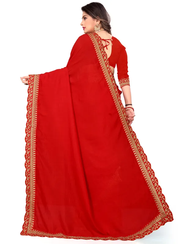 Fashion_Day_Embroidered_And_Solid_Fashion_Georgette_Saree_With_Unstitched_Blouse_(Red)