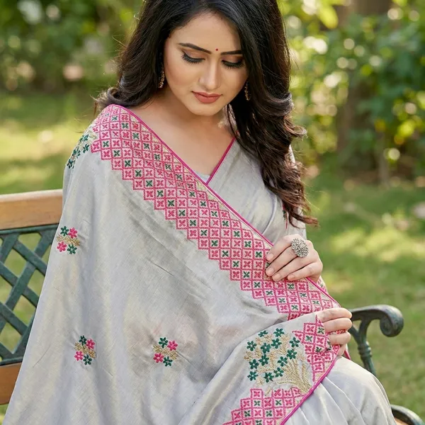 Fashion_Day_Embroidered_Bollywood_Georgette_Saree_(Grey)