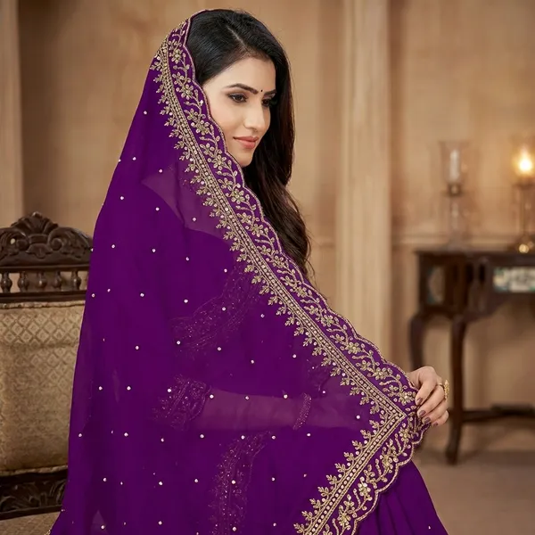 Fashion_Day_Embroidered_Bollywood_Georgette_Saree_(Pink)