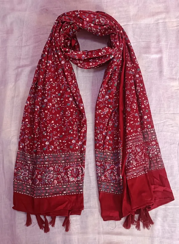 Maroon_Premium_Cotton_Blend_Printed_For_Women