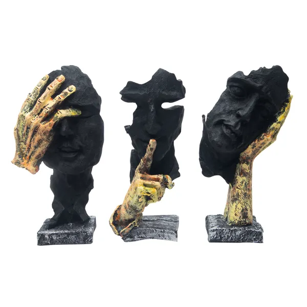 Black_And_Golden_Resin_Figurine_For_Home_Decor
