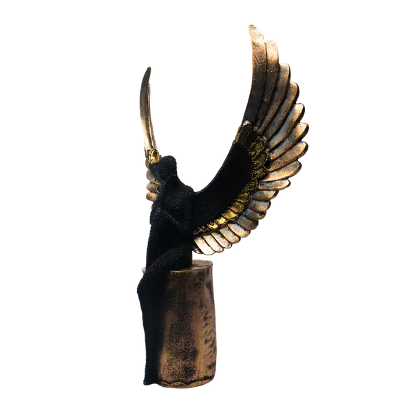 Black_Resin_Decorative_Sculpture_For_Home_Decor