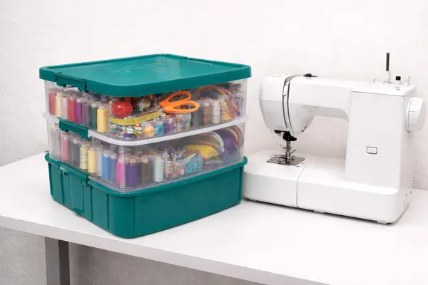 Green_Storage_Box_Clear_Stack_And_Carry_Box,_Portable_Craft_Organizers,_And_Storage_Bin_For_Organizing_Arts_And_Crafts,_Sewing,_Makeup,Supplies_Ideal_Hobby_Organizer