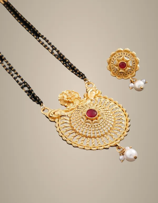 Golden_&_Black_Alloy_Mangalsutra_For_Women