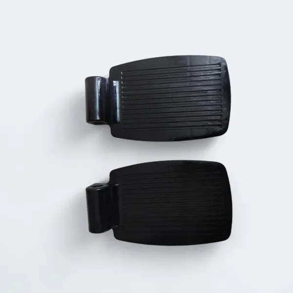 Wheelchair_Footrest_Replacement_Plastic_Foot_Plate_For_Left_Right_Side_Of_Wheelchairs_Easy_Install_Pack_Of_2
