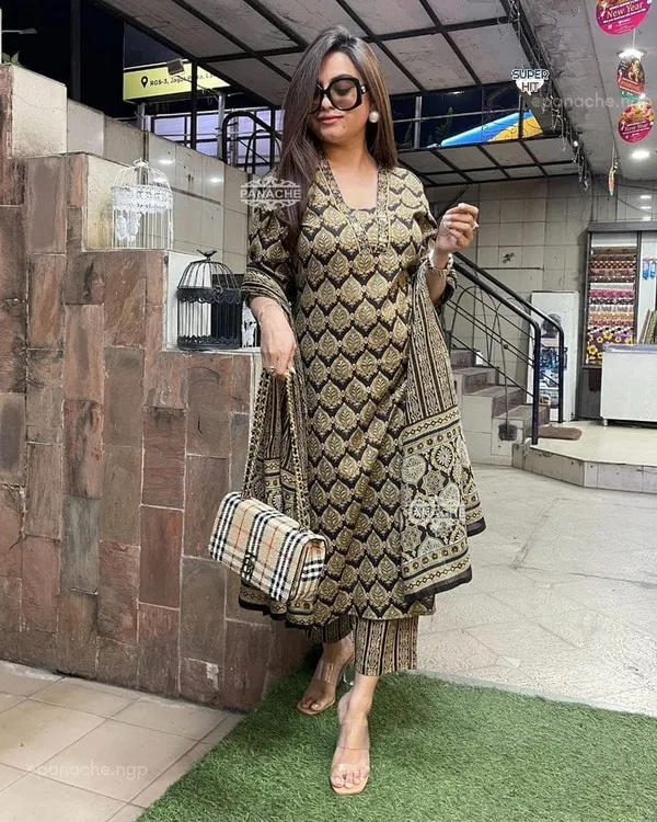 New_Straight_Black_Kurta_Set_With_New_Style_In_Saganeri_Block_Print