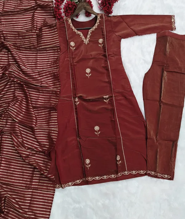 Beautiful_Maroon_Pv_Simmer_Embroidery_Work_With_Jacquard_Dupatta_Kurti_Set